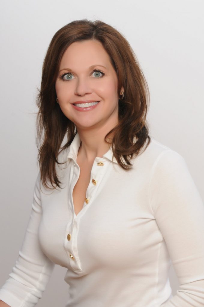 Dr. Kari Haganman Solon IA, Solon Dental Center